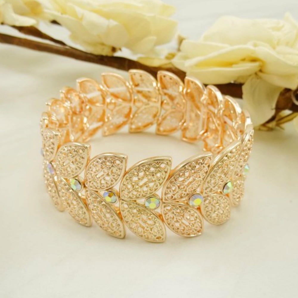 Rose Gold Rhinestone and filigree bracelet Classic - Picture 2 of 2
